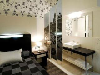 Hostal Alhambra Suites