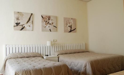 Hostal America