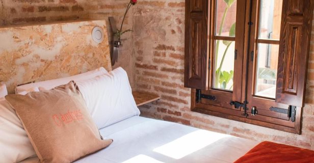 Hostal Amfores Boutique Guest House