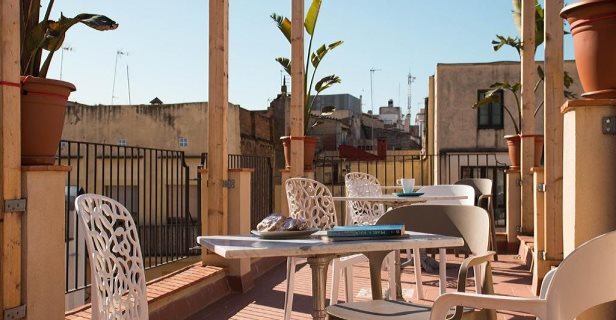 Hostal Amfores Boutique Guest House