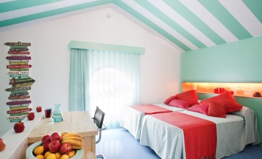 Hostal Amistat Beach