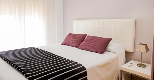 Hostal Apartamentos Abril