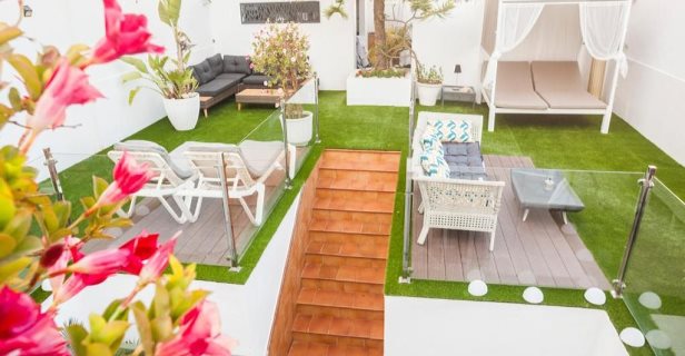 Hostal Apartamentos Abril