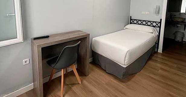 Hostal Atenas