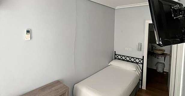 Hostal Atenas