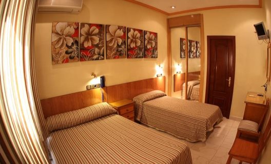 Hostal Atocha Almudena Martín