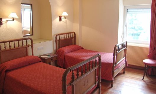 Hostal Ayestaran