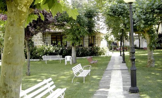 Hostal Ayestaran