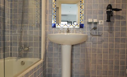 Hostal Azahar