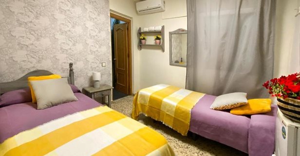 Hostal Azahara Nerja