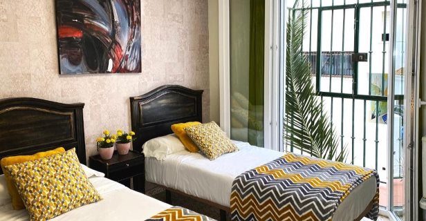 Hostal Azahara Nerja