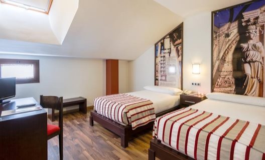 Hostal Aznaitin