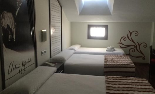 Hostal Aznaitin