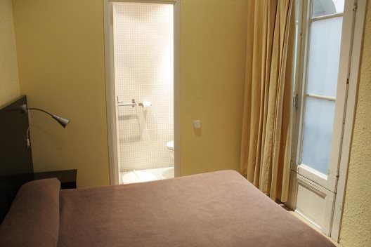 Hostal Baires