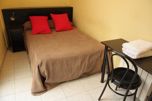 Hostal Baires