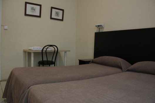 Hostal Baires
