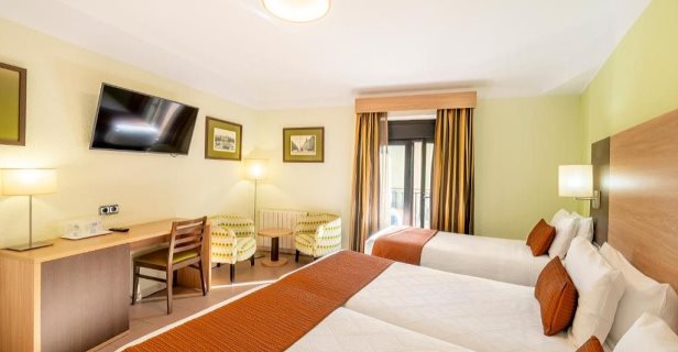 Hostal Ballesta