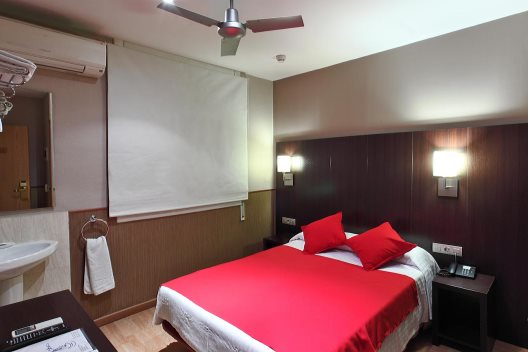 Hostal Bcn Port