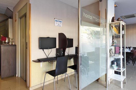 Hostal Bcn Port