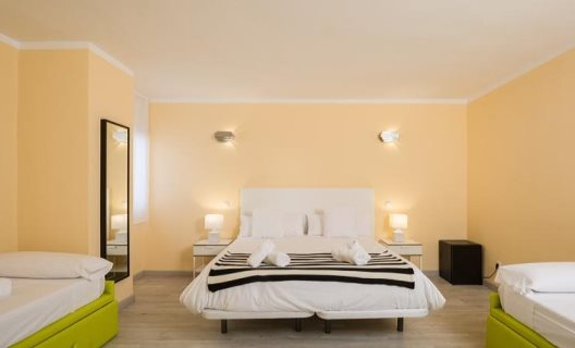 Hostal Bluebelle By Pillow