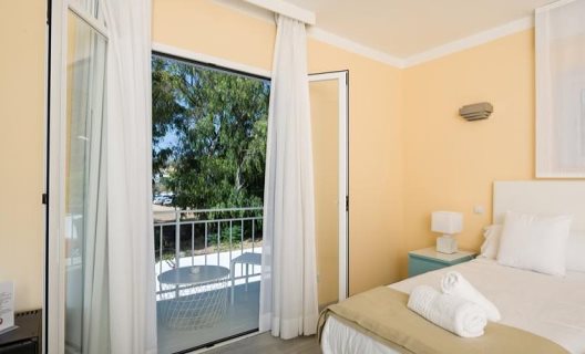Hostal Bluebelle By Pillow