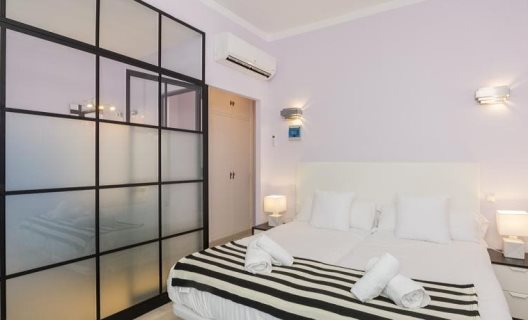 Hostal Bluebelle By Pillow
