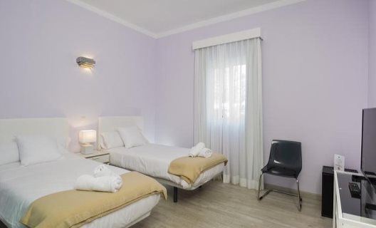 Hostal Bluebelle By Pillow