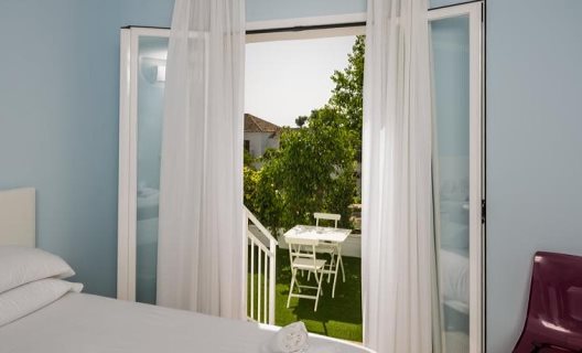 Hostal Bluebelle By Pillow