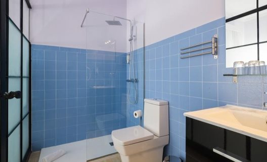 Hostal Bluebelle By Pillow