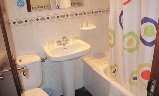 Hostal Bruña