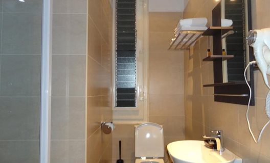 Hostal Brustar Centric