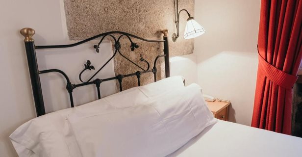 Hostal Campanas De San Juan
