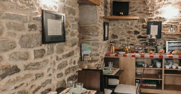 Hostal Campanas De San Juan