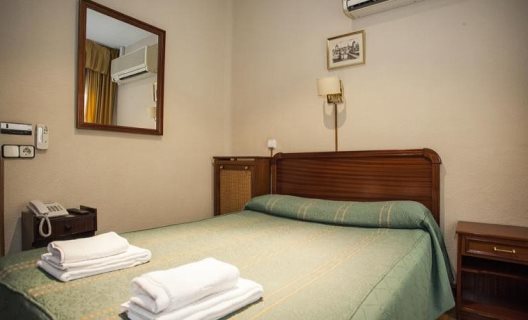 Hostal Carrera