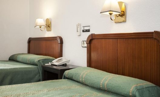 Hostal Carrera