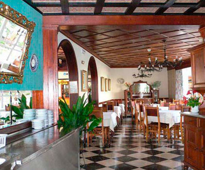 Hostal Cas Bombu
