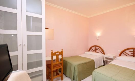 Hostal Casa Bueno