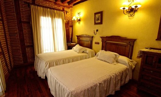 Hostal Casa De Cisneros