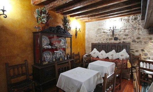 Hostal Casa De Cisneros