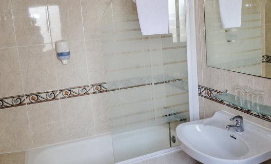 Hostal Cataluña