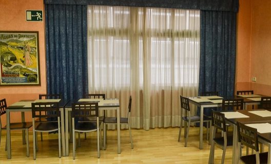Hostal Cataluña