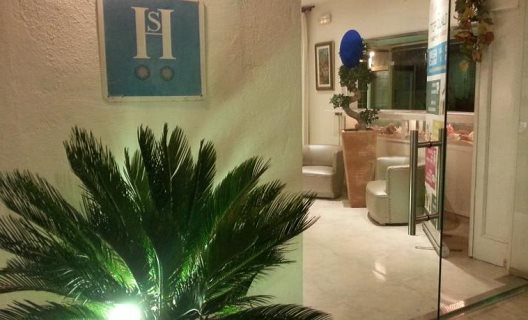 Hostal Celo Garden