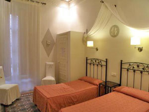 Hostal Center Inn