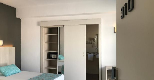 Hostal Cervantes