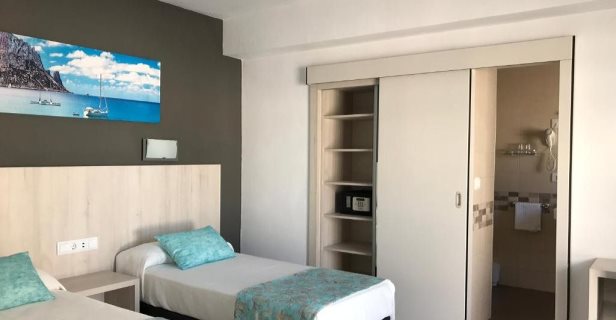 Hostal Cervantes