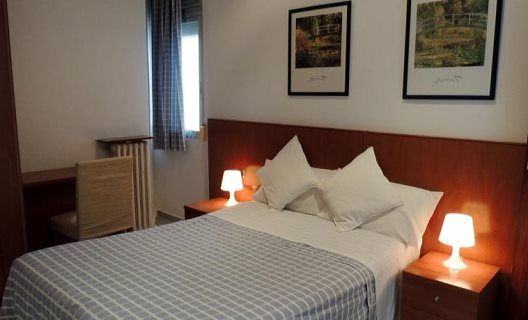 Hostal Cervantes