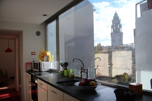 Hostal Charm Garden Almada