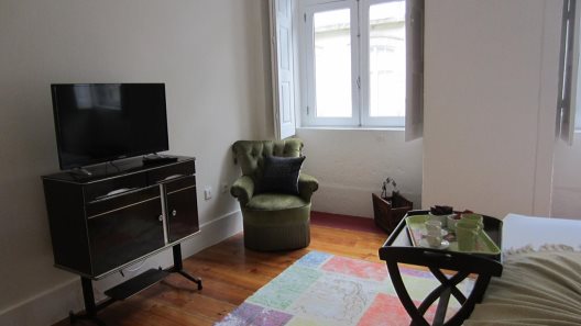 Hostal Charm Garden Almada