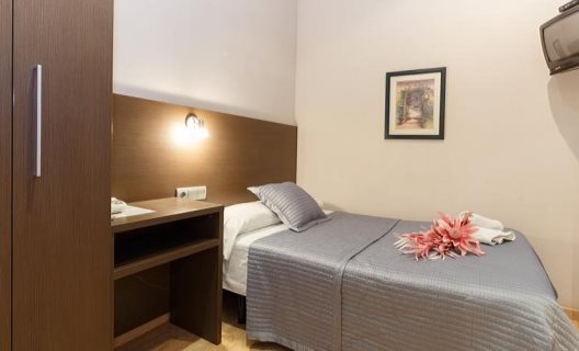 Hostal Ciudad Condal