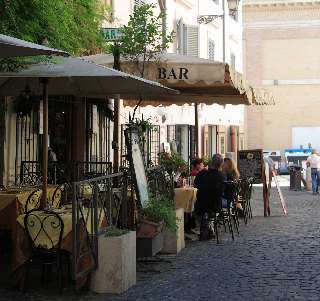 Hostal Colosseo Gardens
